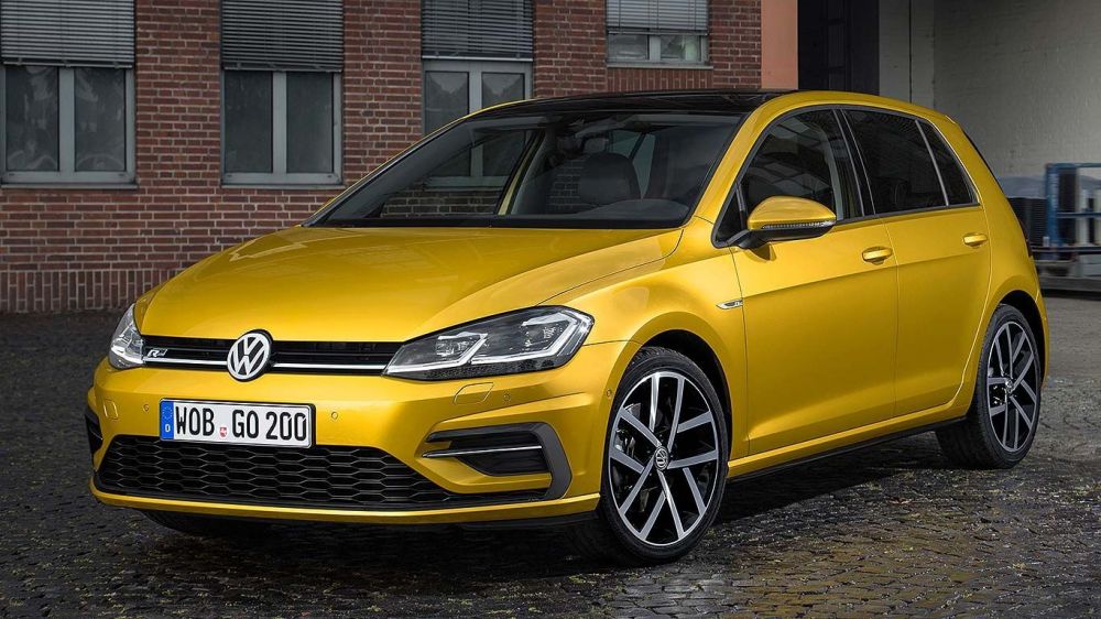 Volkswagen představil světu nový Golf s vylepšeným designem