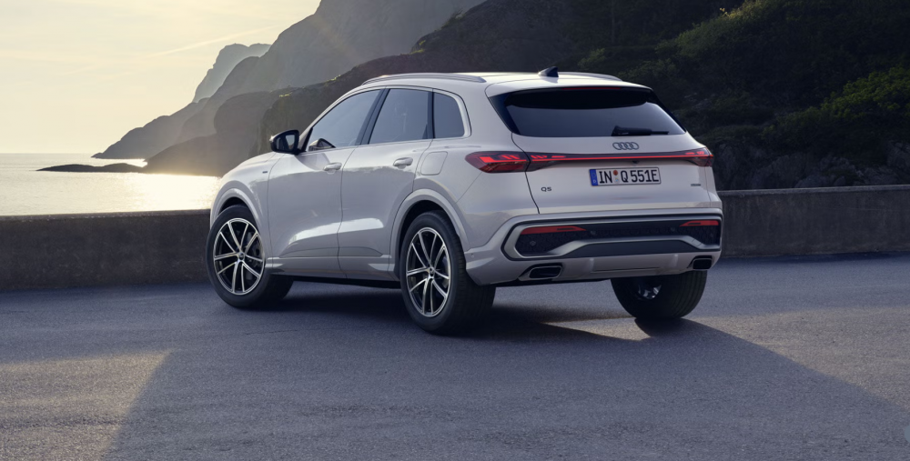 Akční nabídka modelu Audi Q5 e-hybrid, 220 kW