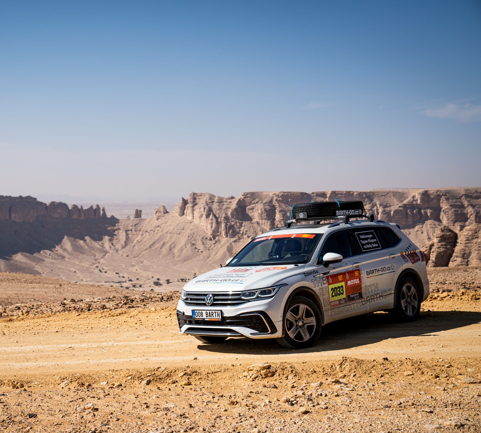 Nový Volkswagen Tiguan Allspace zvládl Rallye Dakar 2022 bez sebemenšího zaváhání