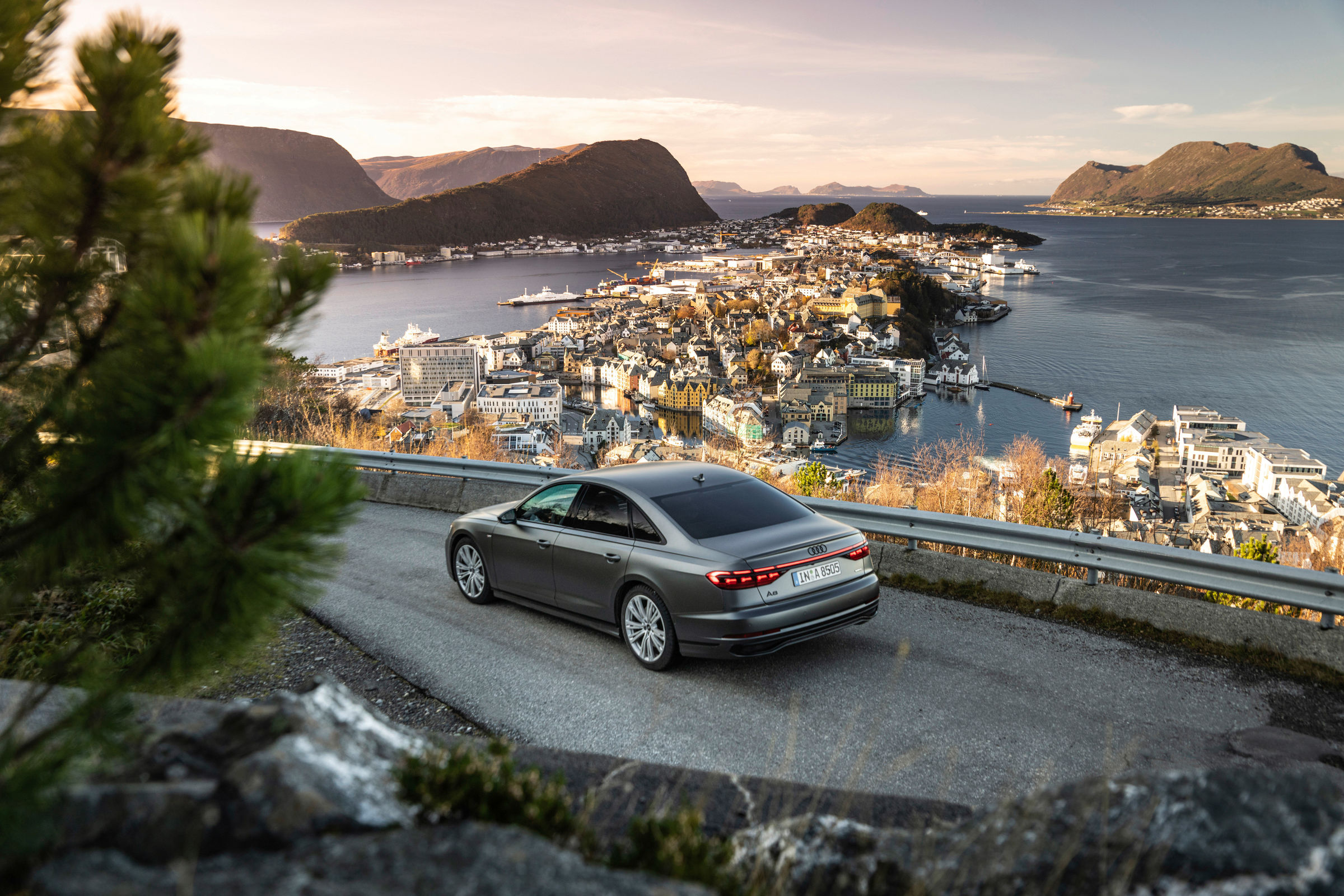 Emocionální prémiová mobilita: Interiér modelu Audi A8 nabízí velmi kvalitní zážitky