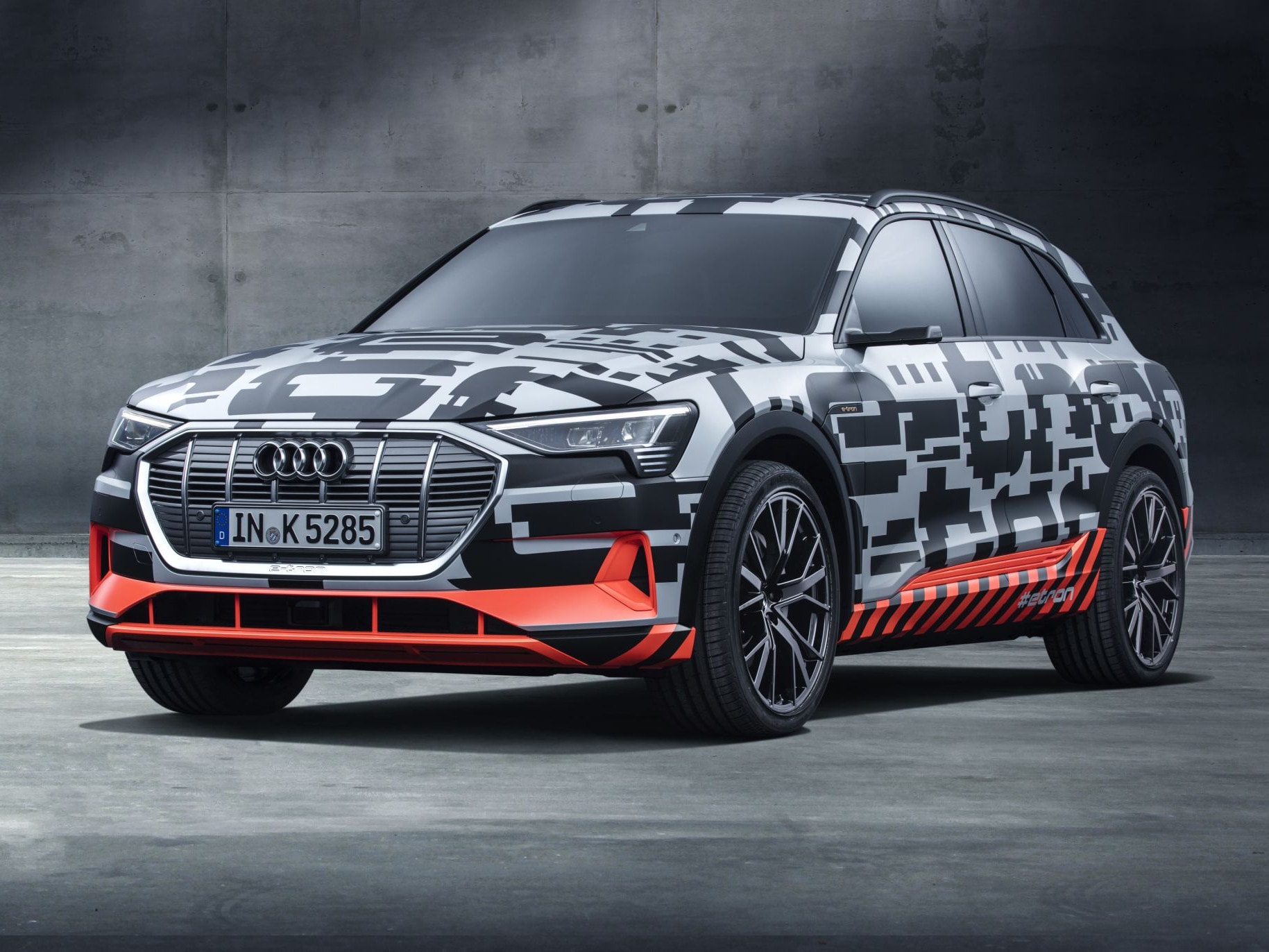 Nové hvězdy vyšší třídy: Audi A6 a prototyp Audi e-tron na Ženevském autosalonu