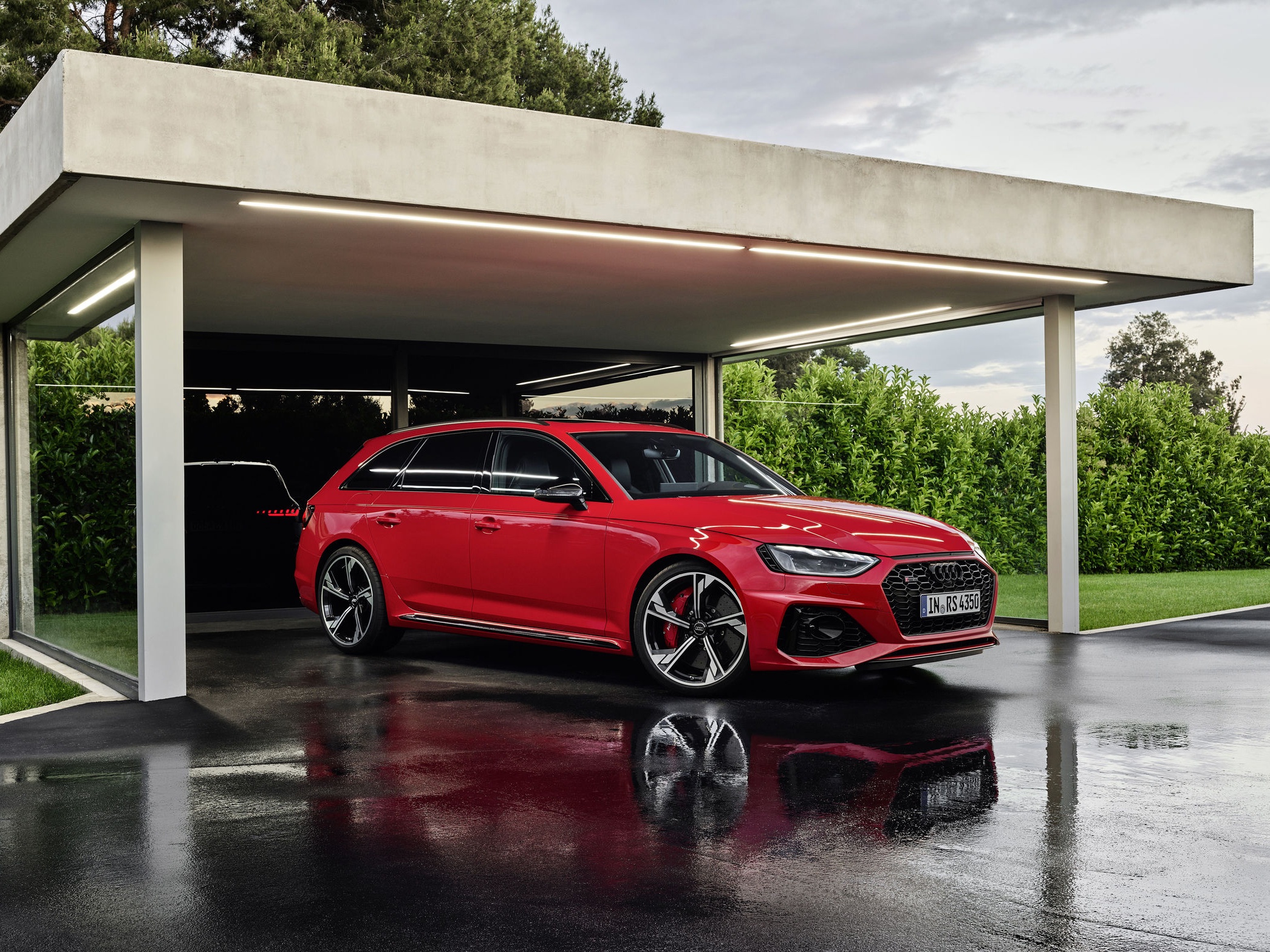 Modernizace supersportovního kombi: Nové Audi RS 4 Avant