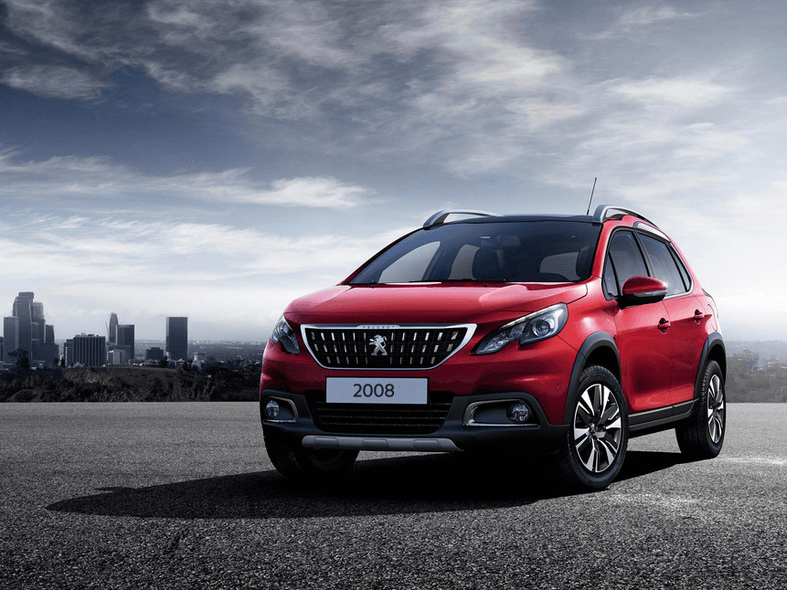 Peugeot 2008 se zimní sadou pneumatik nebo tažným zařízením v hodnotě 12.100 Kč