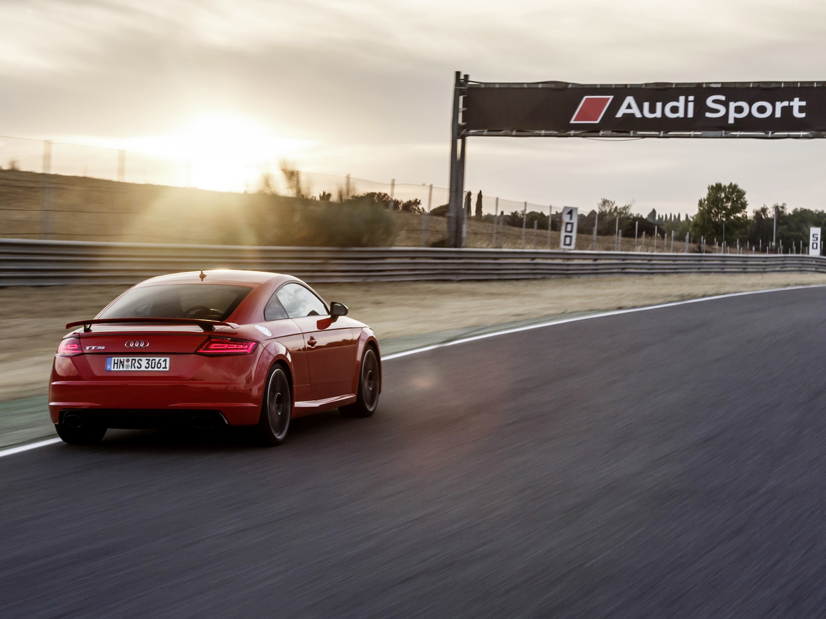 Audi uvádí na český trh 2 nové modely RS: TT RS a RS 3