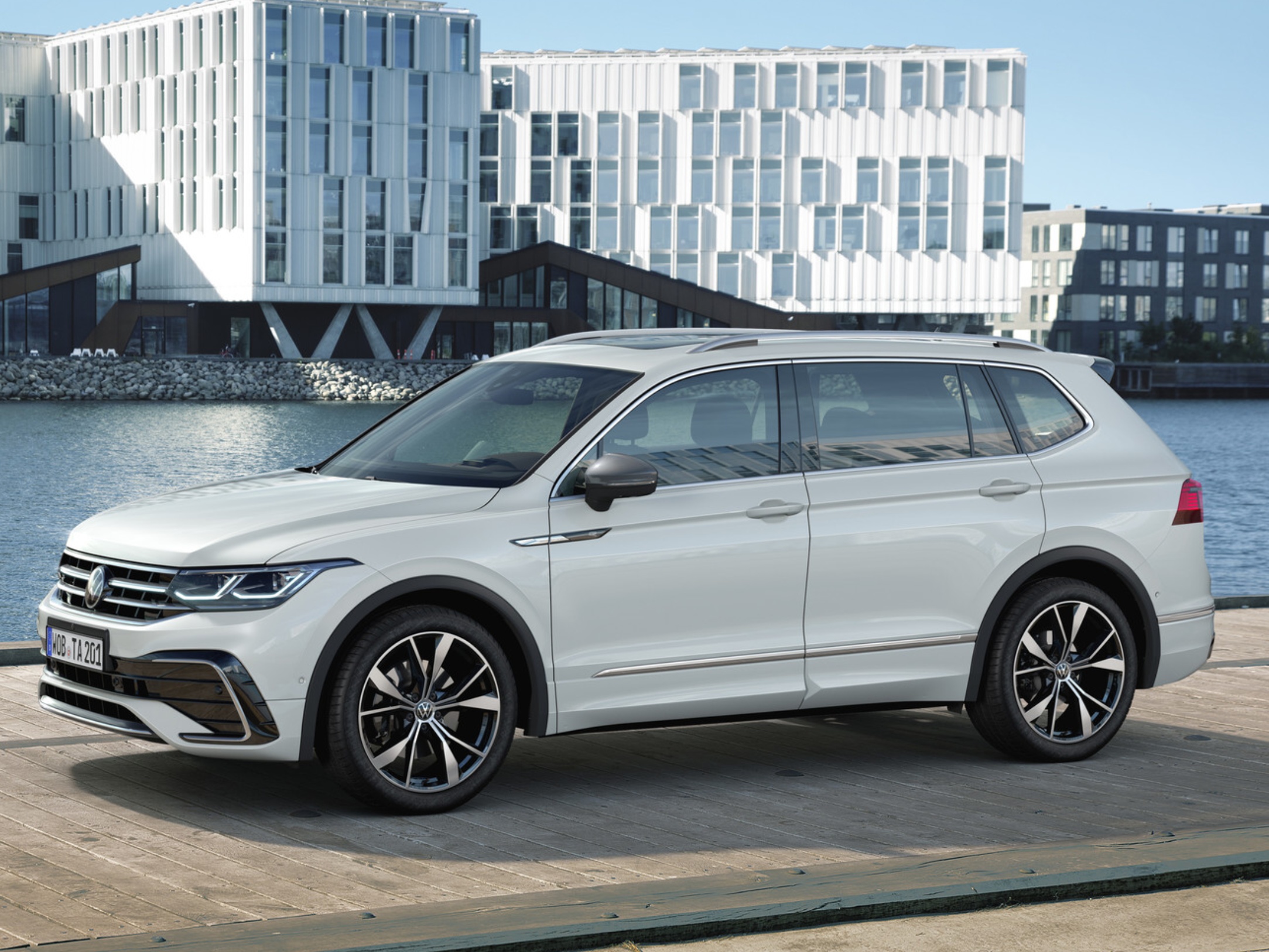 Nový Tiguan Allspace s rozsáhle modernizovanou technikou