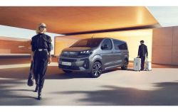 Peugeot odhaluje NOVÝ PEUGEOT E-TRAVELLER