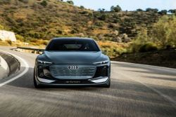 Prostorový zázrak i mistr v nabíjení – Audi A6 Avant e-tron concept 
