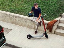 Nový SEAT eXS KickScooter