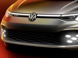 Světová premiéra na Ženevském autosalonu: První pohled na nový Golf GTD