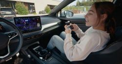 Volkswagen přináší legendární hru PAC-MAN přímo do svých vozů
