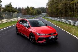 Volkswagen již přijímá objednávky: Nový Golf GTI EDITION 50