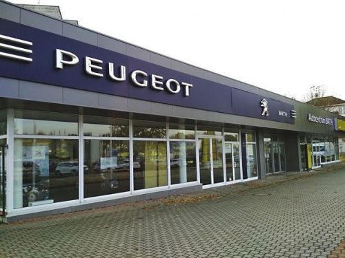 _4peugeot-min