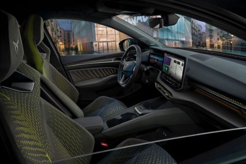 032_CUPRA-Raval-Manganese-Matt_HQ-2